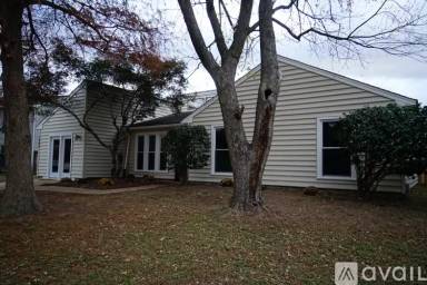 Main picture of 1315 Cypress Pl
