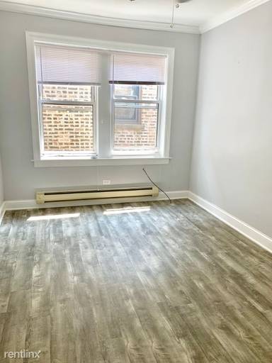 Main picture of 4070 N Kenmore Ave