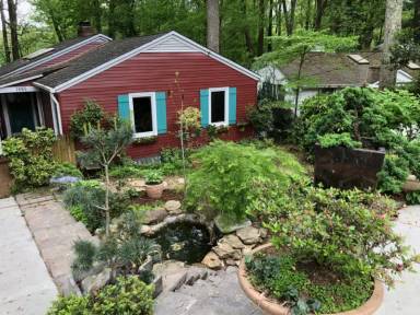 Main picture of 1865 Meadowbrook Dr
