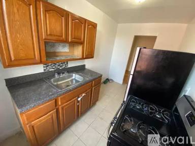Main picture of 1275 Lafayette Ave