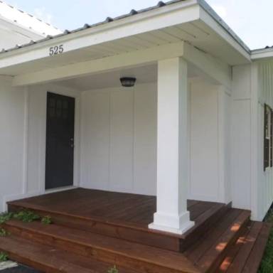 Main picture of 525 W Gregory St
