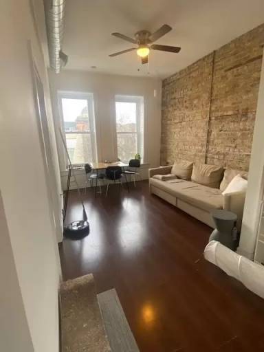 Main picture of 1475 W Huron St