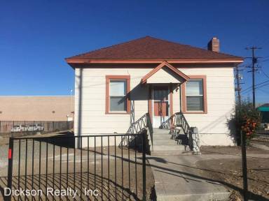 Main picture of 1027 1/2 W 2nd St