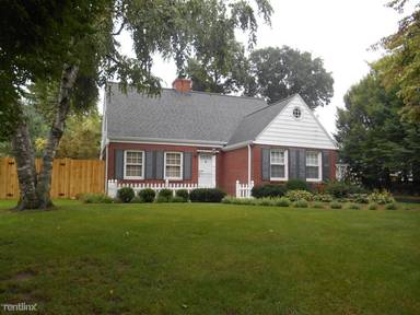 Main picture of 1560 Sherwood Ave SE