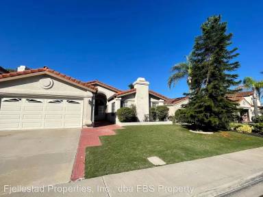 Main picture of 11864 Calle Parral