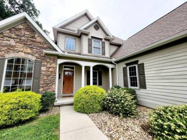 Main picture of 500 Saint Andrews Dr
