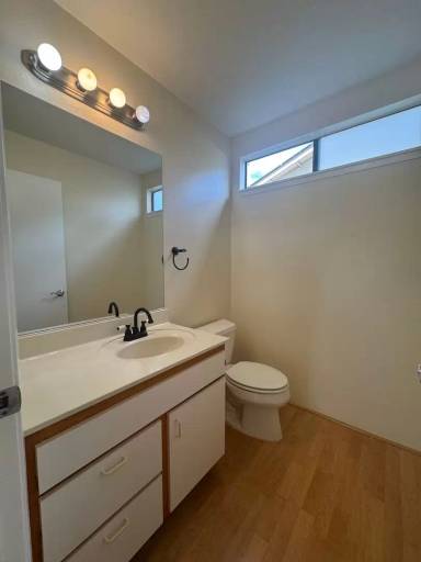 Main picture of 95-230 Puakai Pl