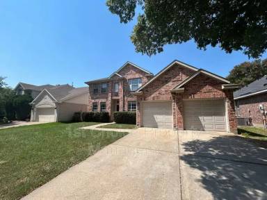 Main picture of 4853 Gloucester Dr