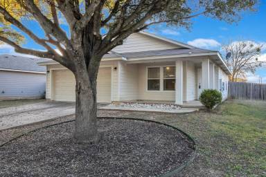 Main picture of 115 Quail Hollow Dr