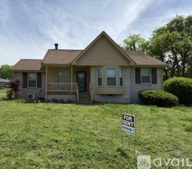 Main picture of 1565 Meadow Bend Dr