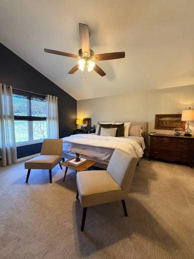 Main picture of 227 Paradigm Dr