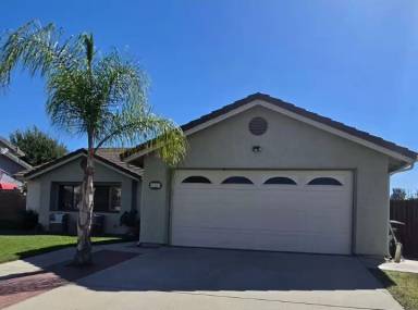 Main picture of 31861 Vineyard Ave