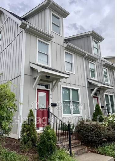 Main picture of 913 E Martin Luther King Blvd