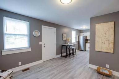 Main picture of 2160 Rock City St