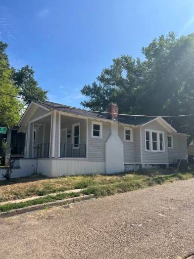 Main picture of 1025 Foster St