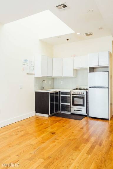 Main picture of 1100 DeKalb Ave