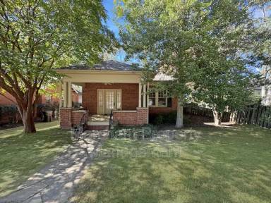 Main picture of 6 Tomassee Ave