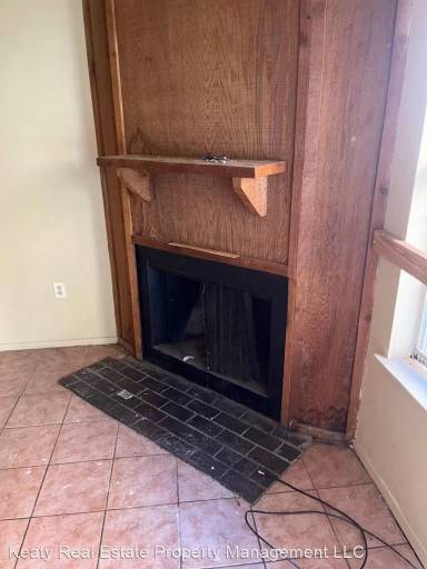 Main picture of 408 S Marigny Cir