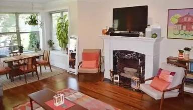 Main picture of 4435 N Beacon St