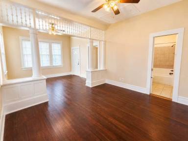 Main picture of 3307 Avenue R