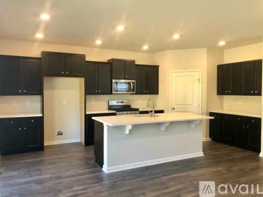 Main picture of 18 Egret Way