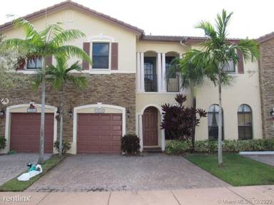 Main picture of 10388 NW 31st Ter