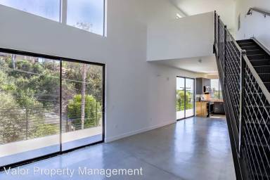 Main picture of 2603 Dove St