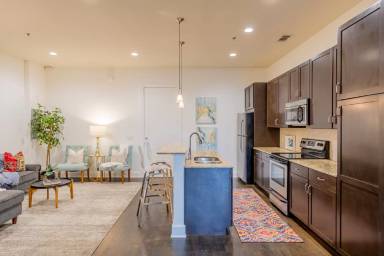 Main picture of Lofts at 30