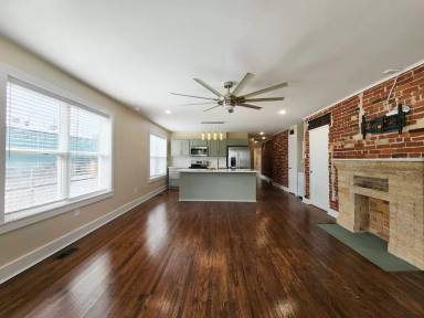 Main picture of 2529 E Admiral Pl