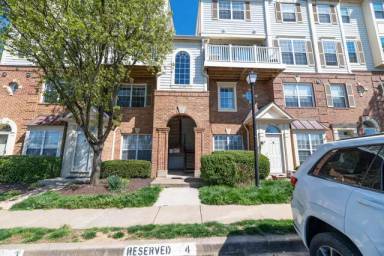 Main picture of 1819 Kenwood Ave