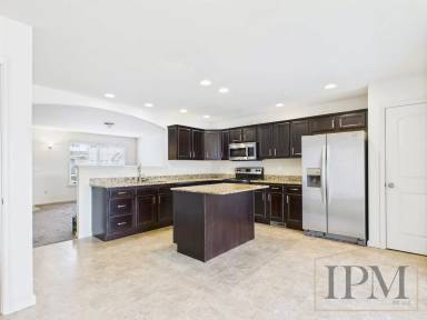 Main picture of 630 Lantern Ct