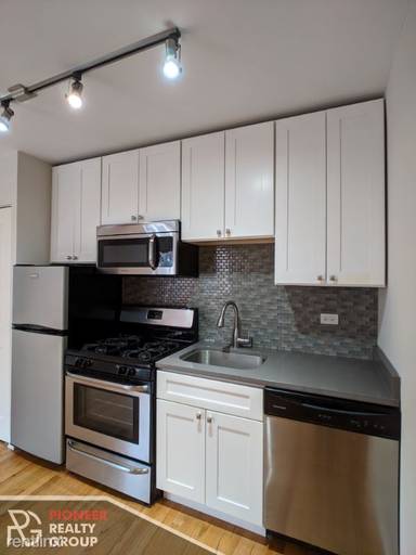 Main picture of 2834 W Palmer St