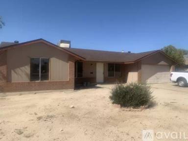 Main picture of 4520 W Lynn Cir