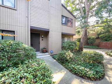 Main picture of 413 W Walnut St