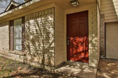 Main picture of 11922 Loyola Dr