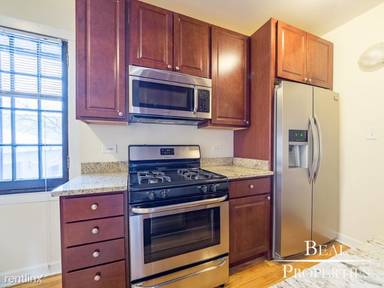 Main picture of 2100 W Ainslie St