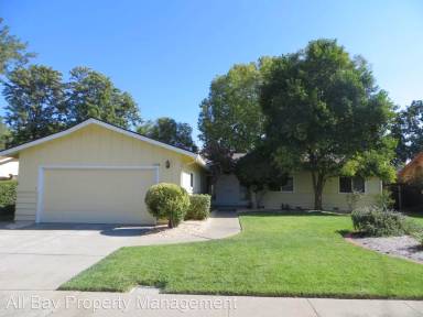 Main picture of 1316 Kilarney Ln