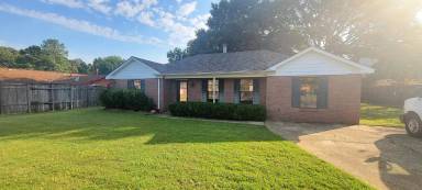 Main picture of 135 Daffodil Dr