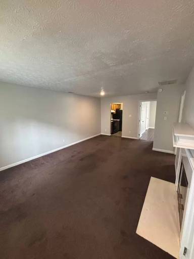 Main picture of 3529 Crossroads Way