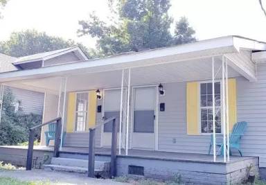 Main picture of 509 W 2nd Ave