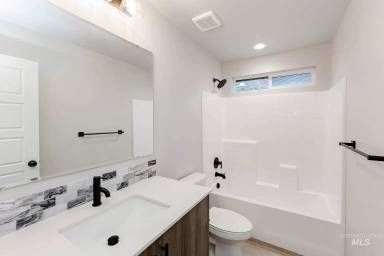 Main picture of 10479 W Tinder St