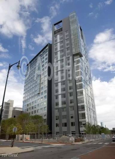 Main picture of 40 Landsdowne St