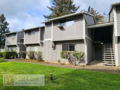 Main picture of 1392 NE 186th Ave