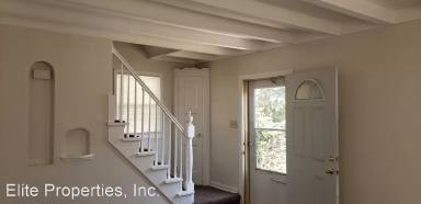 Main picture of 2667 N 60th St