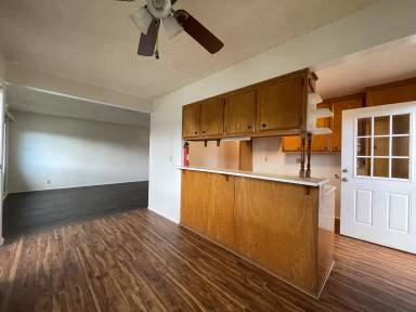 Main picture of 747 N Philadelphia St