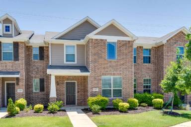 Main picture of 2417 Canongate Dr