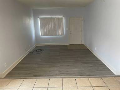Main picture of 10156 Crawford Way