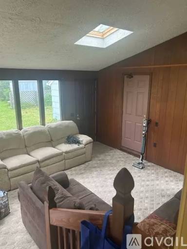 Main picture of 190 Lattimore Rd