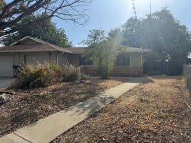 Main picture of 4360 Twain Dr