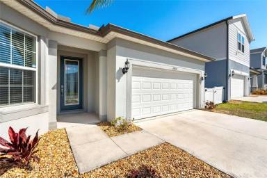 Main picture of 14334 Noto Ave